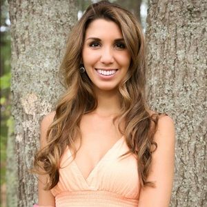 Meet your Posher, Melissa